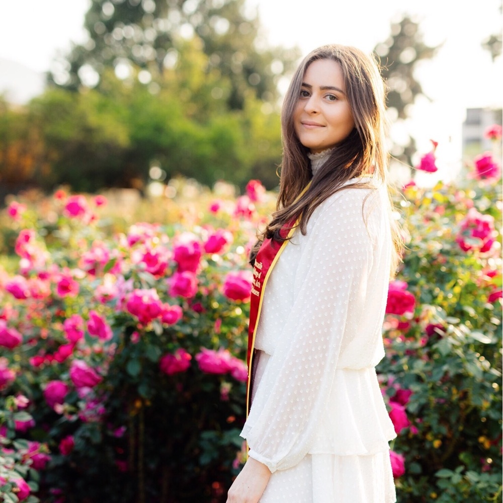 Meet your Posher, Alessandra